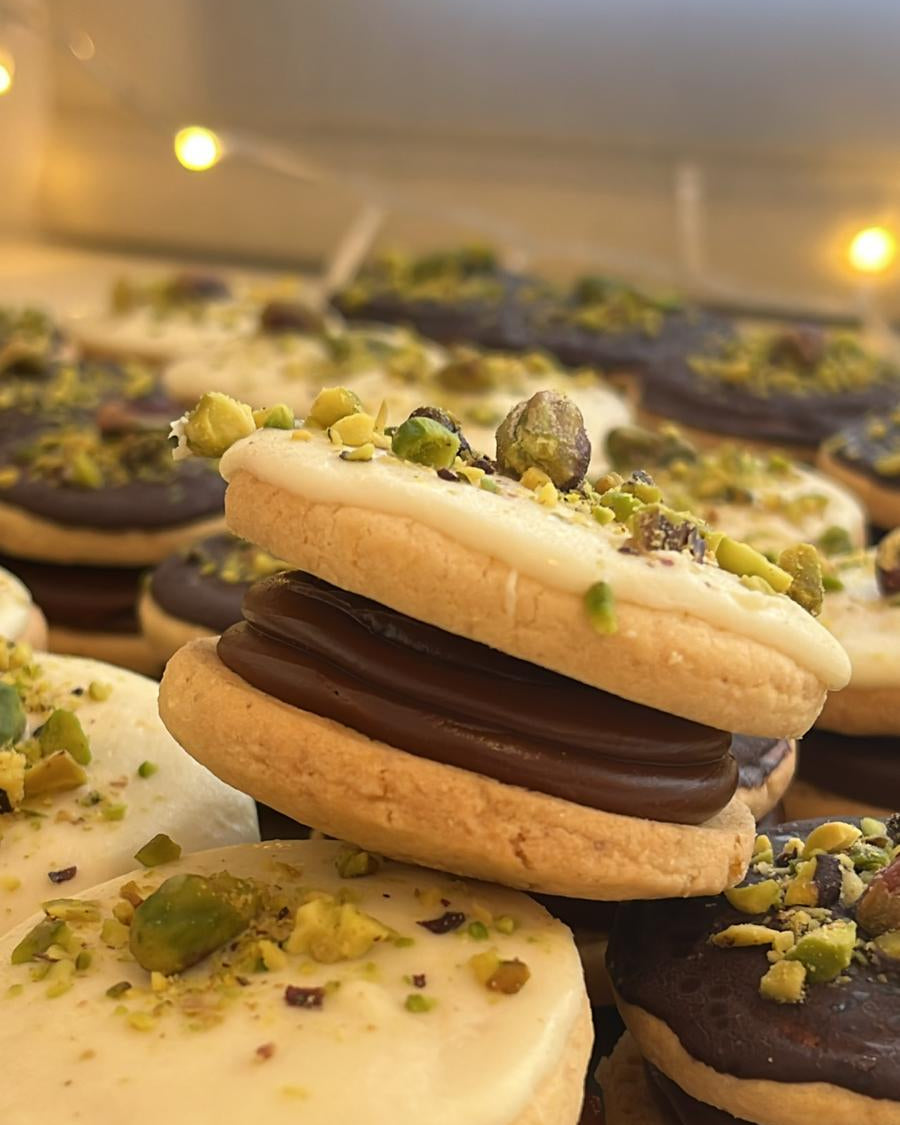 Alfajor Gourmet Dulce de leche y Pistachos (PACK POR 6 UNIDADES)